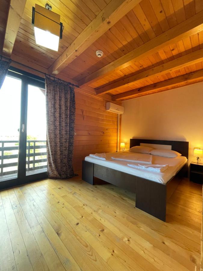 Natalice By The Sea Hotel คอสติเนช ภายนอก รูปภาพ